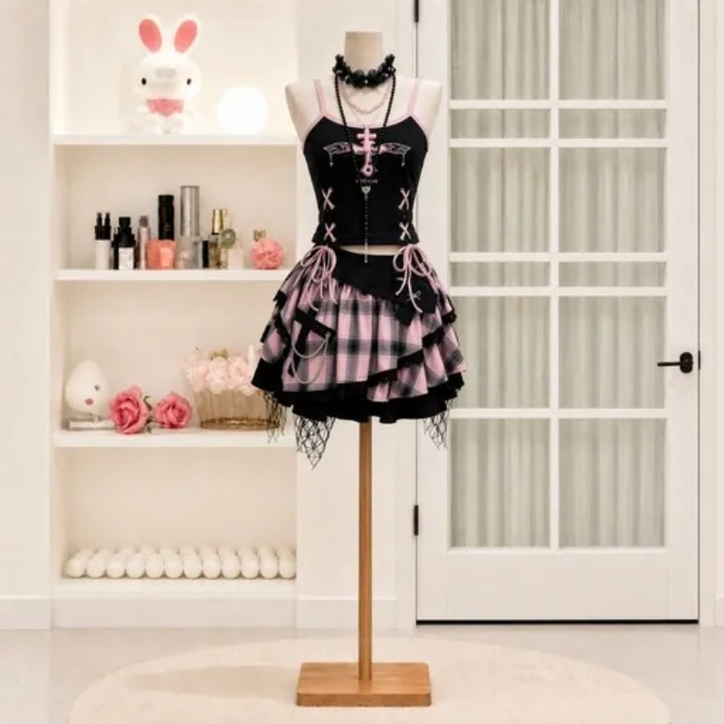 Cami Top Lace - ヴィンテージY2Kダークスウィートスカートセット レディース キャミソール チェック柄ティアードスカート レースクロスボウノットトップシャツと原宿風スカート レディースセット