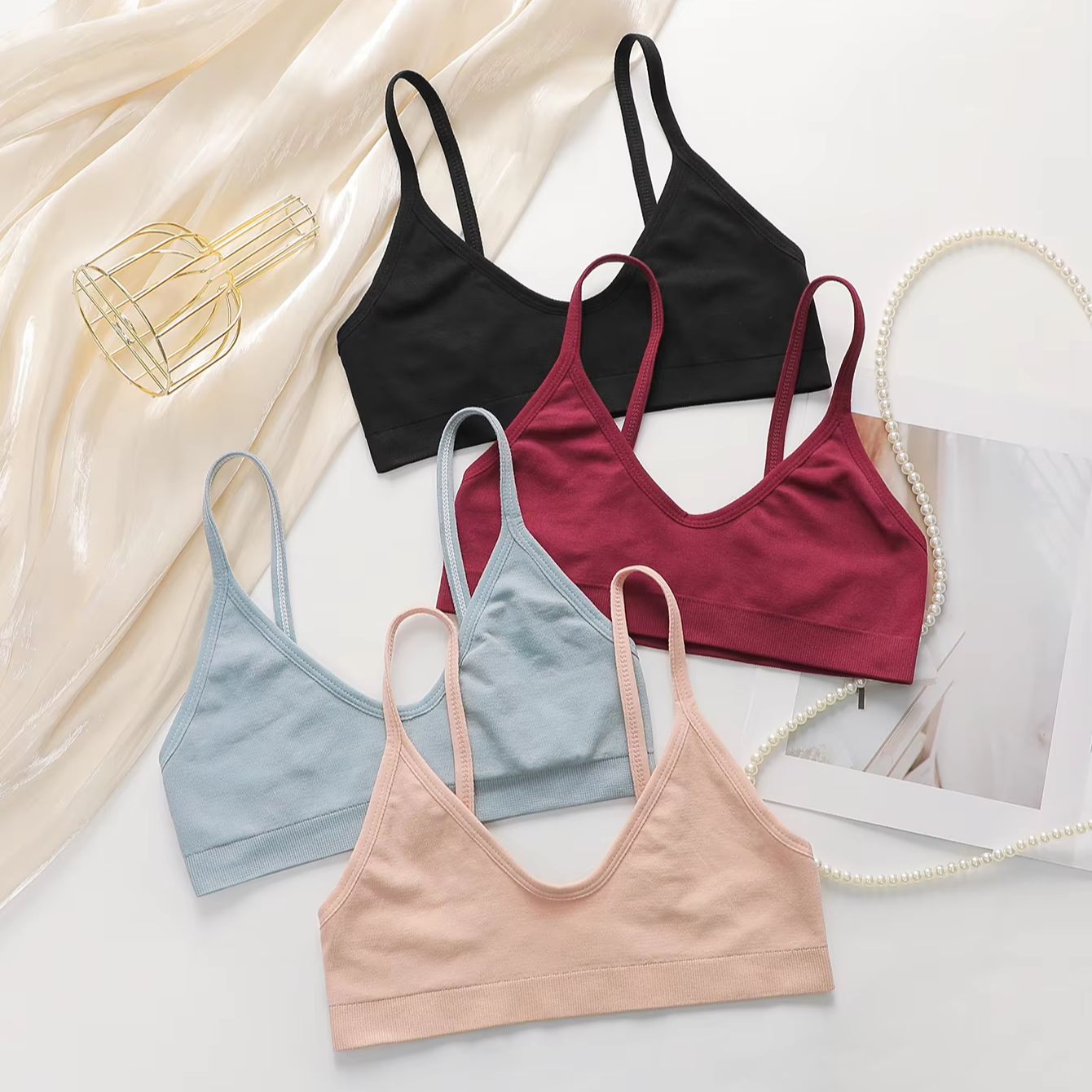 Bralette Wireless Soft - 女性用シームレスワイヤレスブラ、無地ソフトブラレット、深いVネック、細いストラップ、快適なノンワイヤー、デイリーユース下着