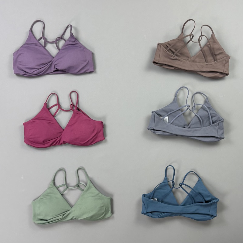 ビジョンウィメンズスポーツブラ Vネックツイストフロント細ス - Sports Bra High Impact のレビューと価格